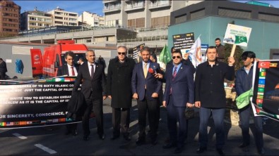 İstanbul Kongre Merkezi Önünde 'Kudüs' Eylemi