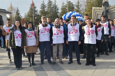 Konya'da, 'Kalbim Tekrar Sevecek' Yürüyüşü