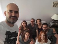 NECATI ÇELIK - Ünlü Sanatçı Toygar Işıklı'nın Babası Hayatını Kaybetti