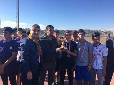 Atletizm Kros Yarışmasında Sincik' Ten Büyük Başarı