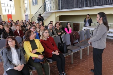 Edirne Akademi'den 'Sözsüz İletişim Ve Beden Dili' Eğitimi