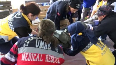 GÜNCELLEME 2 - Göçmenler Kayalıklarda Mahsur Kaldı