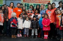 TEMA VAKFı - Öğrenciler Ağaçlar İle Kucaklaştı