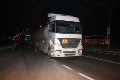 Sivas'ta Zincirleme Trafik Kazası Açıklaması 1 Yaralı