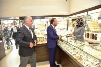 NEVZAT DOĞAN - Başkan Doğan, Kuyumcular Çarşısı'nı Ziyaret Etti
