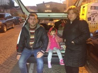 Evi Olmayan Aile Arabada Yaşıyor