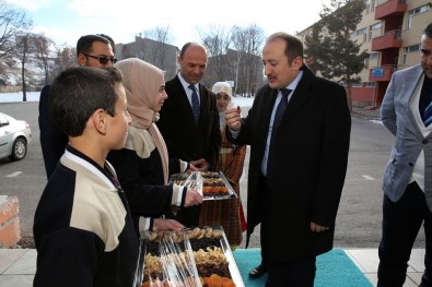 Vali Pehlivan Açıklaması 'Bilinçsiz Tüketim Mutsuzluk Getirir'