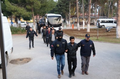 Adana'da DEAŞ Operasyonu Açıklaması 13 Kişi Adliyeye Sevk Edildi