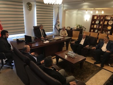 AK Parti İlçe Teşkilatından Başkan Akcan'a Ziyaret