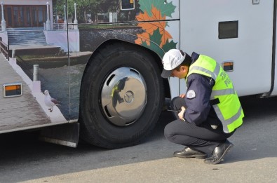 Kış Lastiği Olmayan Yolcu Otobüsleri Otogardan Çıkamıyor