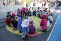 YAYA GEÇİDİ - Küçükçekmece'de Çocuklara Özel 3'Üncü Çocuk Sokağı Kuruldu