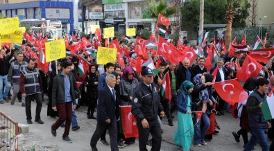 Mersin'de 'Kudüs İçin El Ele' Yürüyüşü