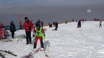 Palandöken'de Kayak Yoğunluğu