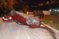 UFUK ÖZKAN - Sinop'ta Otomobil Takla Attı Açıklaması 2 Yaralı