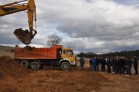 Kula'da Yeni Hastane İçin İlk Kazma Vuruldu