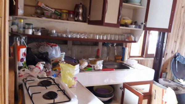 Girilmedik ev bırakmamışlar!