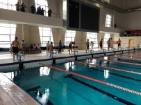 Engelleri Yüzerek Aştılar