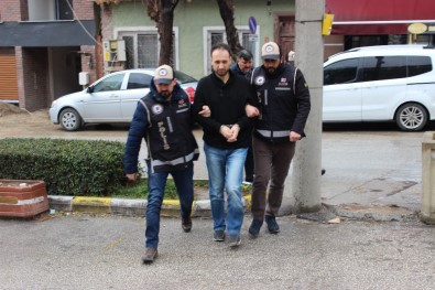 Yunanistan'a Kaçarken Yakalanan FETÖ'cü Emniyet Görevlisi Adliyeye Sevk Edildi