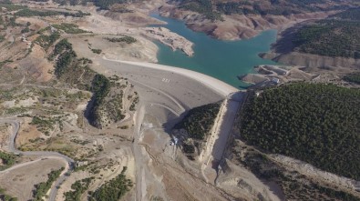 Ayvalı Barajı'nda Su Seviyesi Yüzde 8'E Düştü