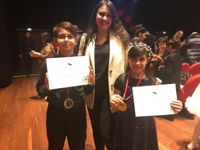 İtalya'da Türk Öğrencilerden Piyano Yarışmasında Çifte Birincilik
