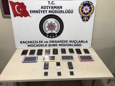 Kaçak Telefonlar Ve Tabletler Ele Geçirildi