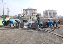 KONUKLU - Konuklu'da Parke Döşeme Çalışmaları Devam Ediyor