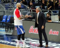 BALABAN - Taraftarlar Pero Antic'i Unutmadı