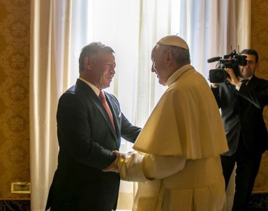 Ürdün Kralı II. Abdullah, Papa Francis İle Bir Araya Geldi