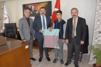 HASAN ALİ YÜCEL - Vanlı Öğrenciden Türkiye Birinciliği