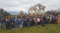 APHRODISIAS - Başak Koleji Öğrencileri Aphrodisias'ı Gezdi