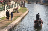 SAĞANAK YAĞMUR - Kışa Hazırlanan Eskişehir'den Baharı Hatırlatan Manzaralar