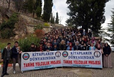 Trabzonlu Öğrencilerin ''Kitapların Dünyasından Tarihe Yolculuk'' Projesi Ziyareti