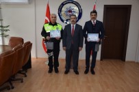 DENIZLI EMNIYET MÜDÜRÜ - Denizli'de Başarılı Polisler Ödüllendirildi