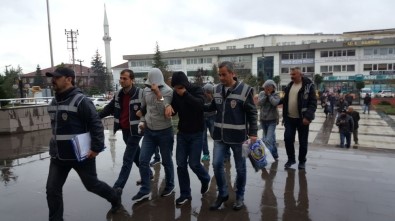 Düzce Polisi Hırsızları İstanbul'da Yakaladı