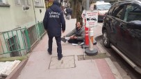 DUYGU SÖMÜRÜSÜ - İzmit Belediyesi'nden 58 Dilenciye Yasal İşlem