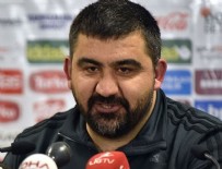 ÜMİT ÖZAT - Özat'ın 1,5 puan hesabı