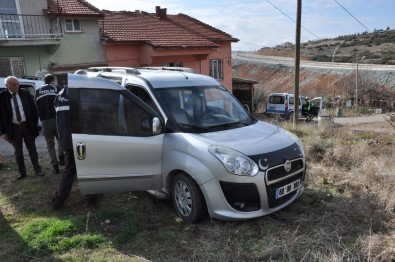 Uşak'ta Polis Aracına Ateş Açan Zanlı Yakalandı