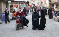 AYAKKABICI - Adana'nın 'Küçük Halep'i