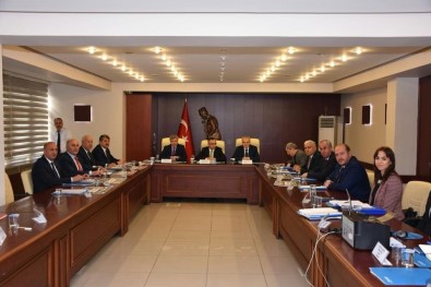 BAKKA Yönetim Kurulu Toplantısı Vali Çeber Başkanlığında Yapıldı