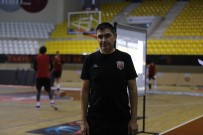 DOĞUŞ - Koç Berrocal Tofaş Maçı Öncesi Konuştu