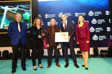 Manavgat Belediyesi'nin Yaya Köprüsü Projesine Ödül
