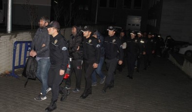 Samsun'da Organize Suç Örgütü Şüphelisi 23 Kişi Adliyeye Sevk Edildi