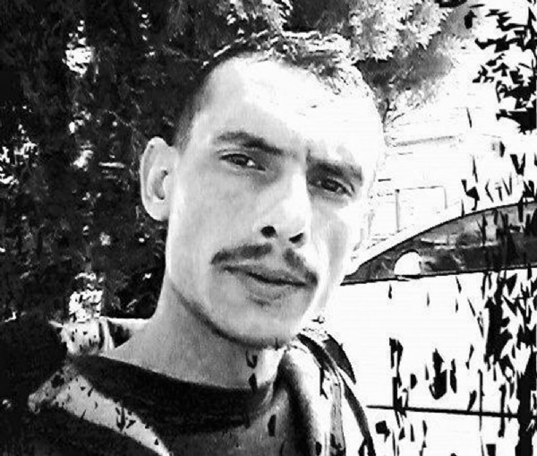 Eve aldığı sevgilisine, uyuyan kocasını öldürttü