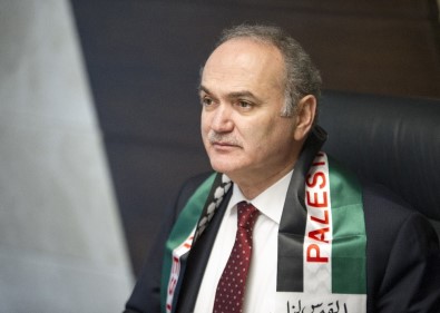 Bakan Özlü, Down Sendromlu Filistinli Muhammed'i Kabul Etti