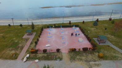 Beyşehir Gölü Kıyısında Yenilenen Fitness Park Hizmette