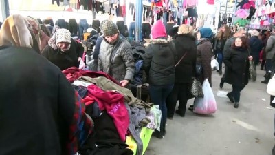 Yunan Turistler Noel Alışverişini Edirne'de Yapıyor