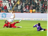 Antalyaspor, 5 Hafta Aradan Sonra Kazanmayı Hatırladı