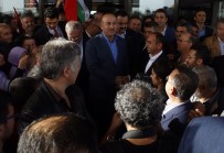 Bakan Çavuşoğlu, Antalya'da Kahraman Gibi Karşılandı