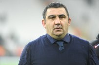 ÜMİT ÖZAT - Ümit Özat Açıklaması 'Yanlış Yaptığınız An Hemen Cezalandırılıyorsunuz'