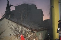 BILECIK MERKEZ - Metruk Evde Yangın Çıktı